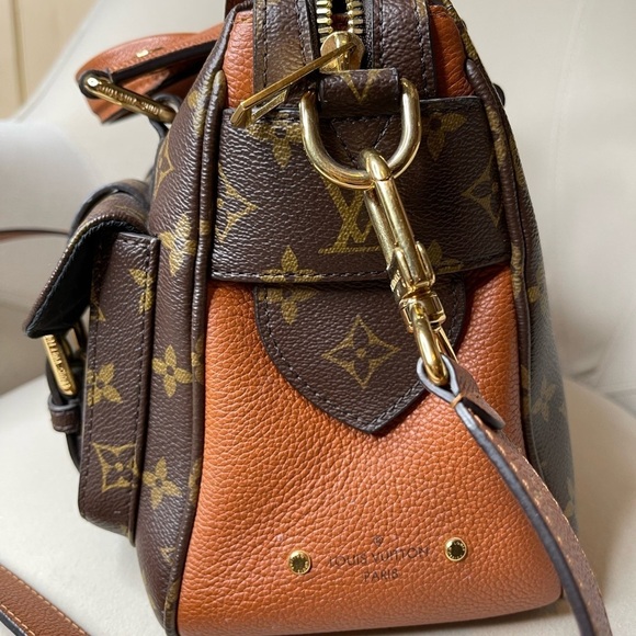Louis Vuitton Handbag Authentic Manhattan Monogram Leather Camel Strap - Picture 3 of 16